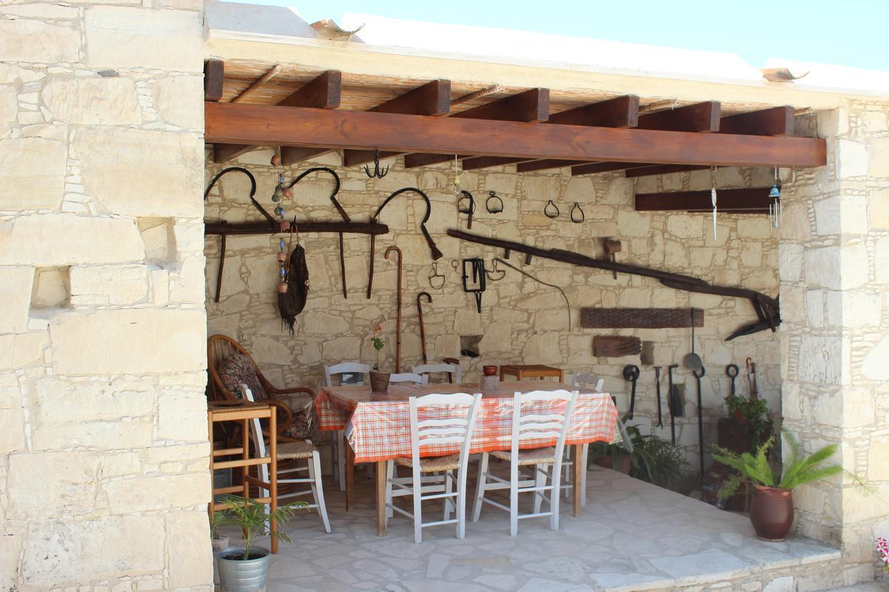 Olympia Traditional Houses Luaran gambar
