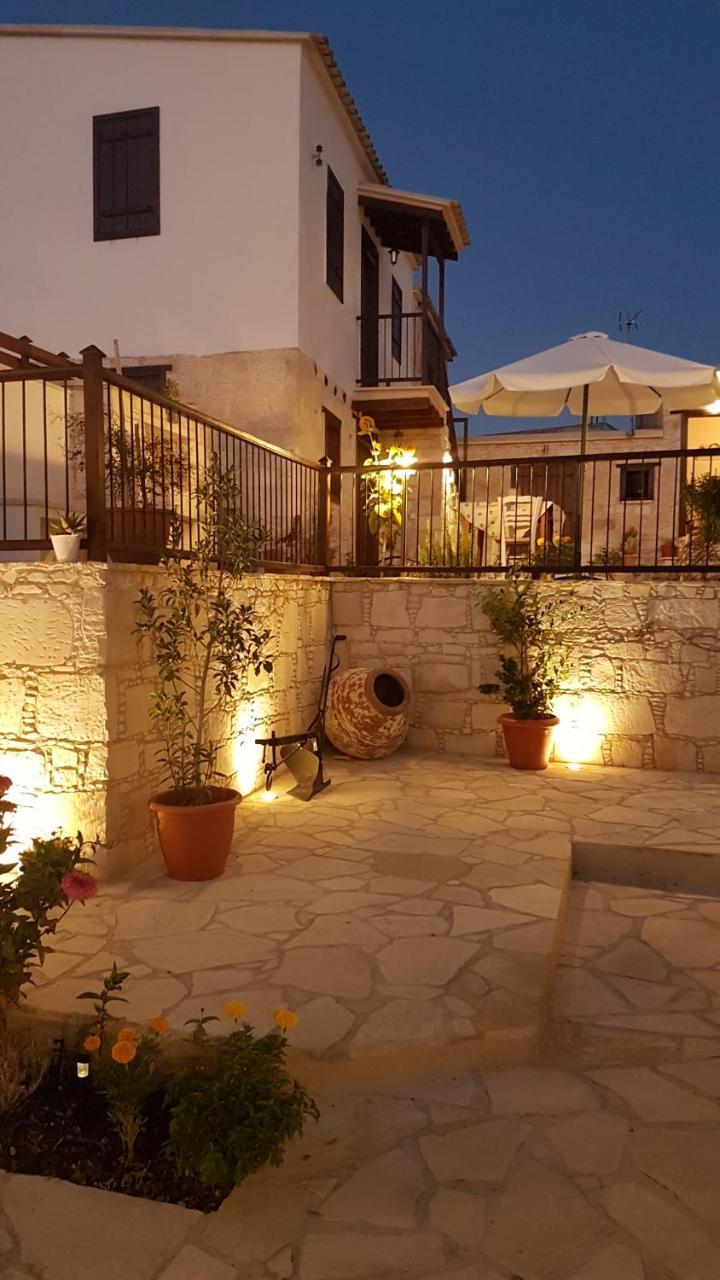 Olympia Traditional Houses Luaran gambar